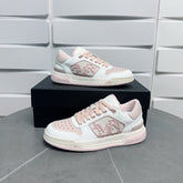 Classic Low Sneakers